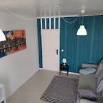 Comfort In The Downtown *
